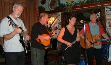 Traditional barn dance live music