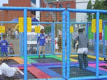 Six trampolines in one frame